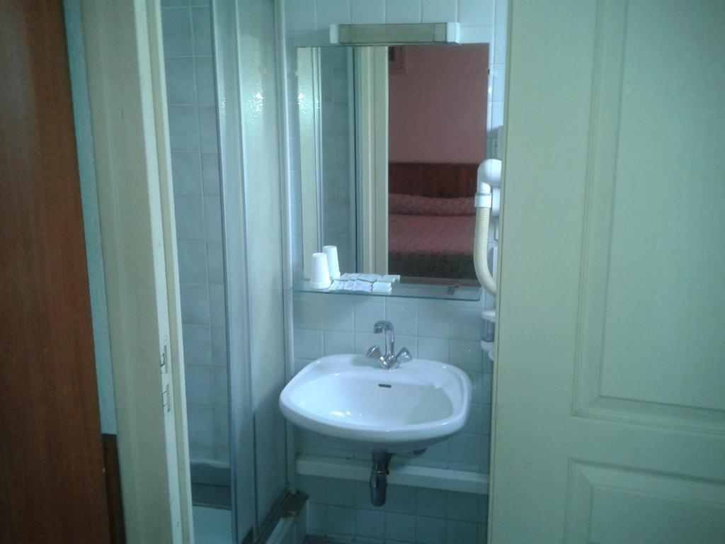 Hotel Du Nord Cannes Dış mekan fotoğraf